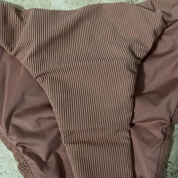 Good American rib better bikini cheeky size 2 NWT - Picture 4 of 4
